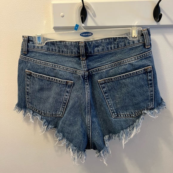 💥2/15$💥.   Topshop Denim Shorts - Picture 2 of 3